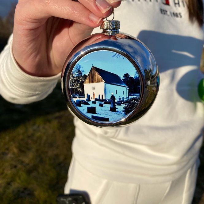 Hovedbilde Julekule Med Hvaler Kirke